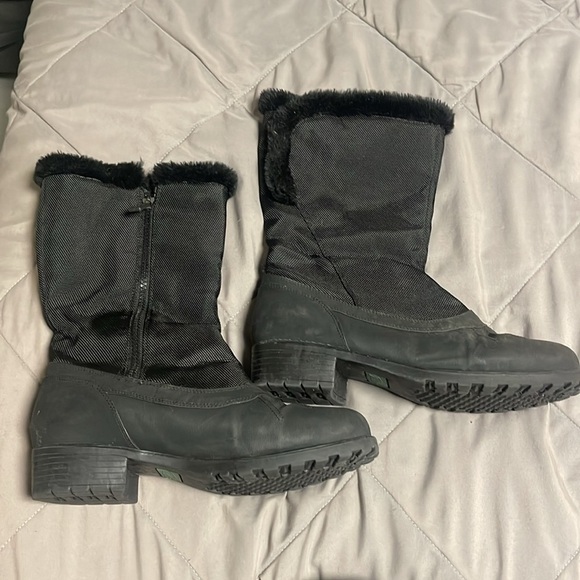 Trotters Side Zip Black Faux Fur Trim Bowen Winter Rain Boot Size 8 - Picture 2 of 10